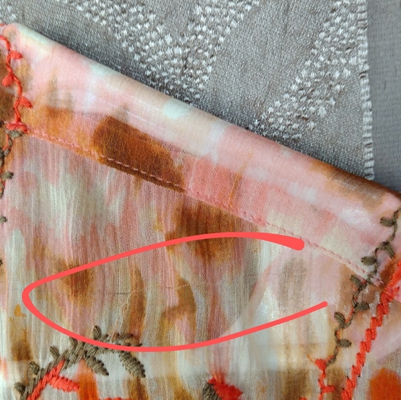 👚 Sundance Women's Top 100% Silk Flawed - Picture 16 of 16